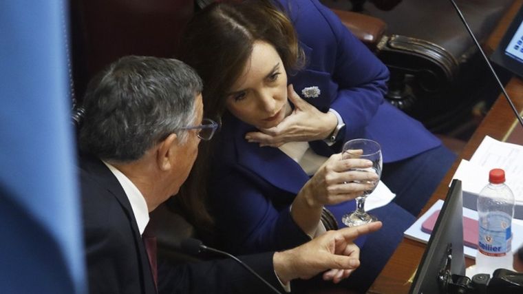 La especialidad del Senado: el sigilo y casi 5.000 empleados