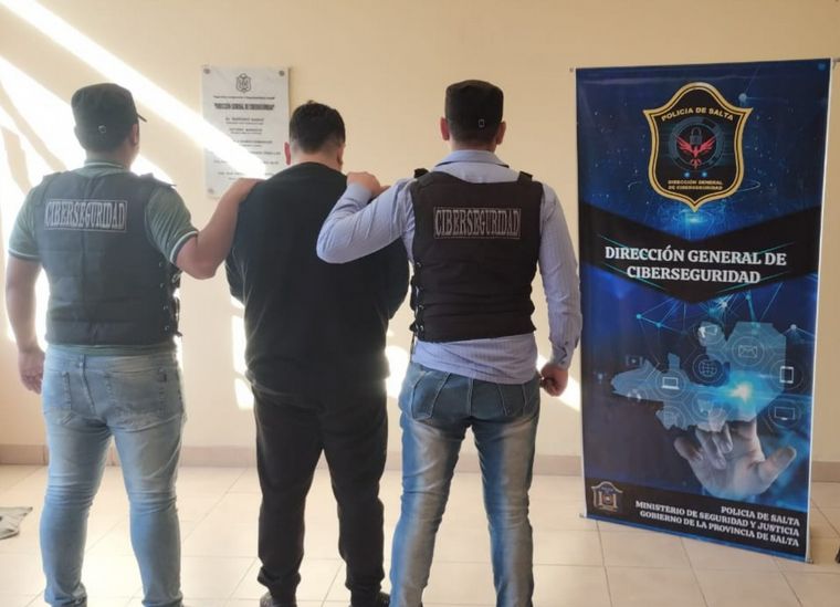 Un hombre fue detenido en Córdoba tras estafar a una mujer a través de Tinder