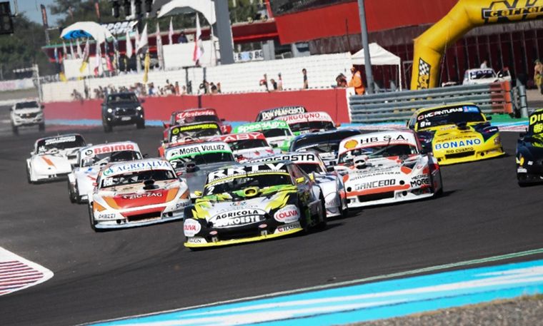 Córdoba Pista: Sábado con 5 carreras atrapantes en Termas de Río Hondo