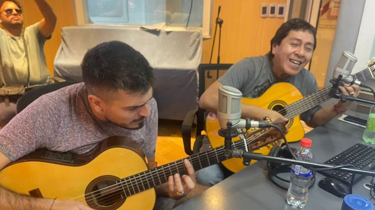 Dúo de cantautores salteños, Tucán y Chaya, se presentan en Córdoba