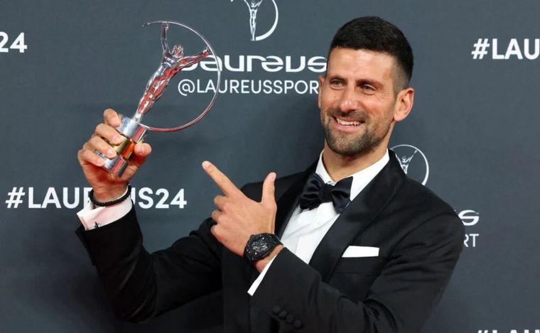 FOTO: Novak Djokovic se quedó con el premio al deportista del año. (Foto:Reuters)