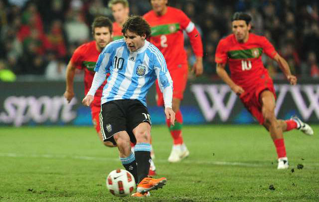 Messi le dio la victoria a Argentina.