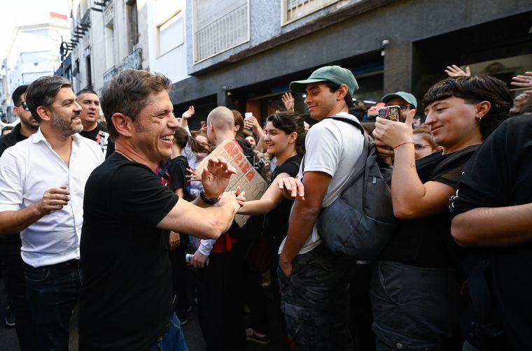 El gobernador bonaerense, Axel Kicillof, en la marcha por las universidades. 