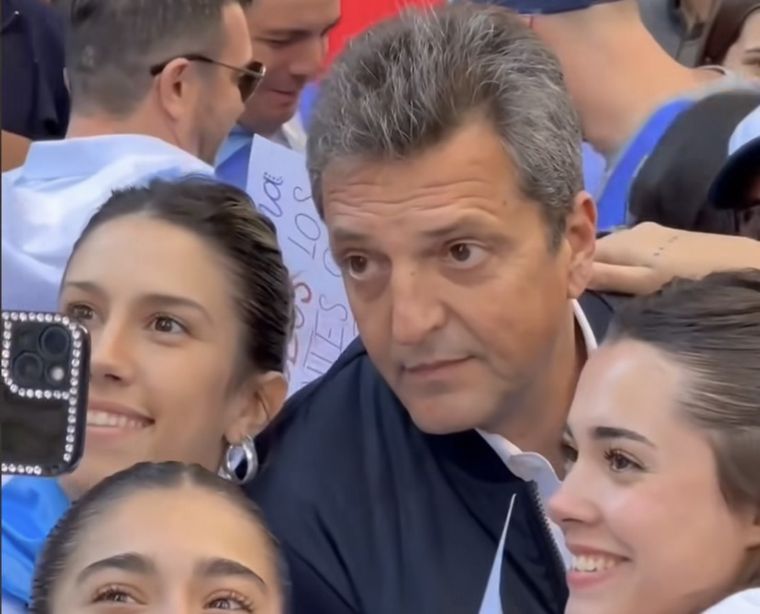 Sergio Massa se hizo presente en la marcha por la Universidad Pública