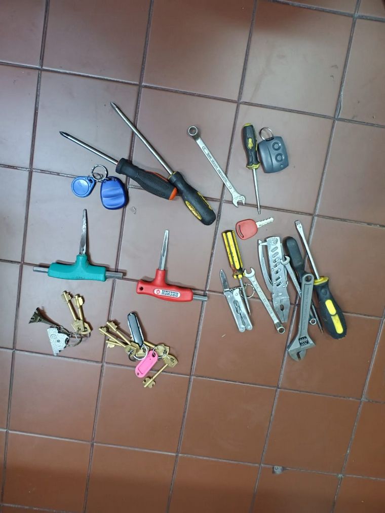 La Banda de los Futbolistas. (Policía)