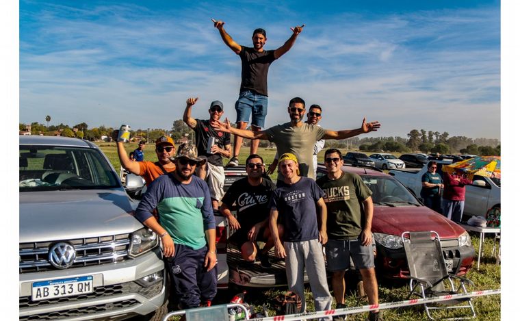 FOTO: La gente disfrutó el 'Rally Cordobés el sábado y el domingo, en Arroyito