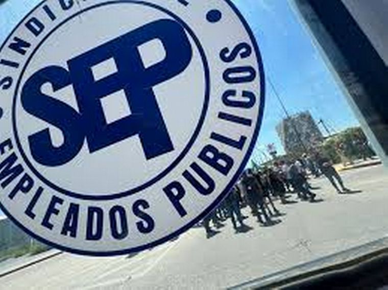 El SEP es el segundo gremio que acuerda con el Gobierno provincial. 