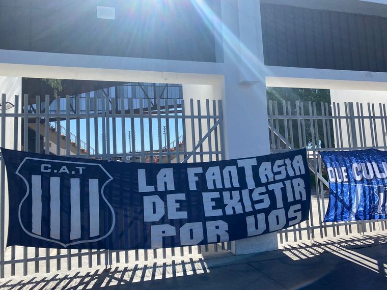 El desierto de Calama se tiñó de 