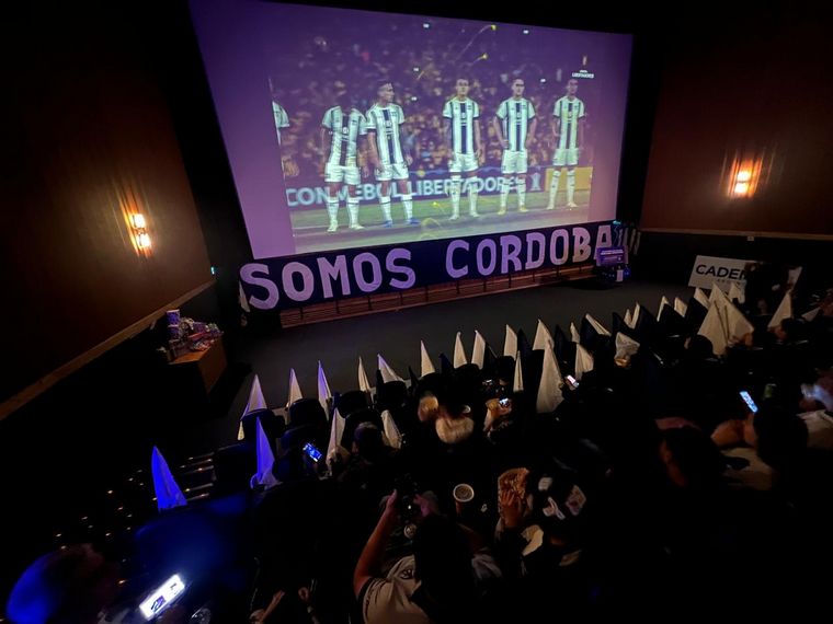 Te vi en el cine: buscate en la sala de Cadena 3 viendo a Talleres