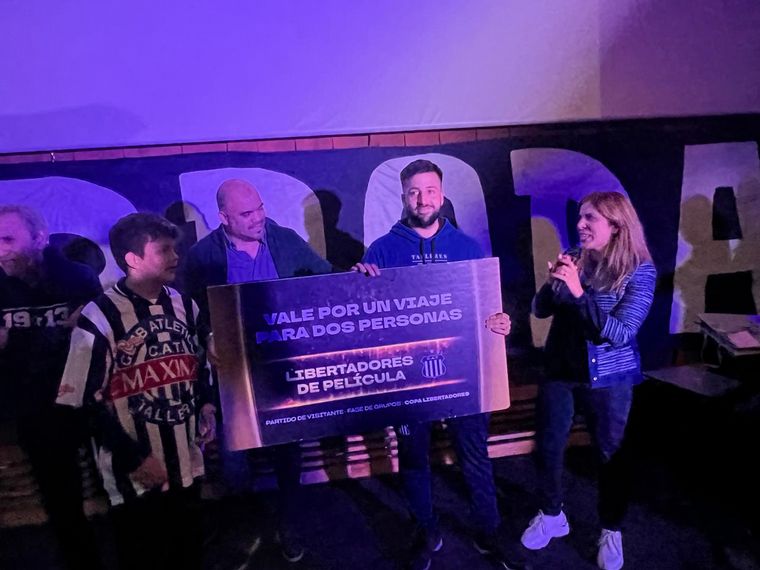 Te vi en el cine: buscate en la sala de Cadena 3 viendo a Talleres