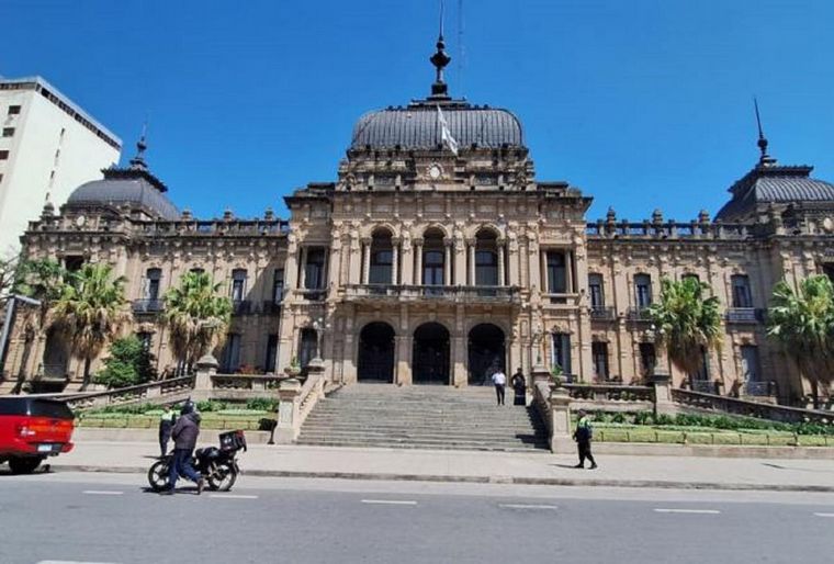 FOTO: La Legislatura Provincial de Tucumán aprobó retiros voluntarios para estatales