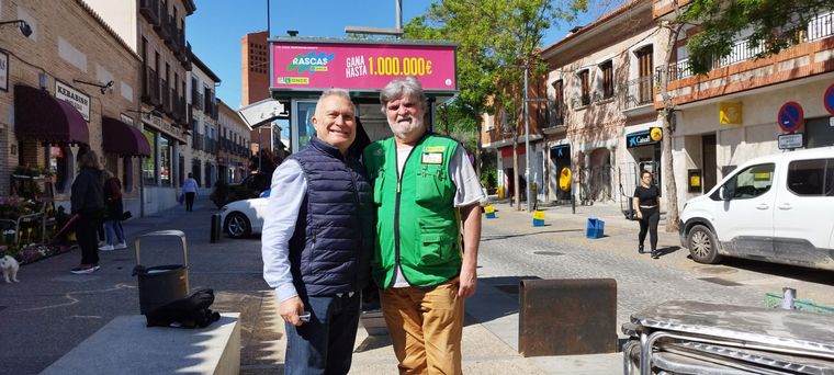 Marcelo, el argentino que ejerció el periodismo y ahora reparte suerte en Madrid