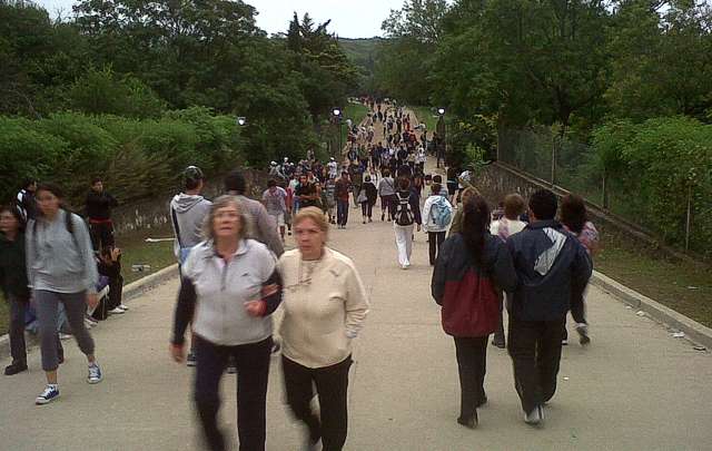 Miles de fieles se acercan cada año a la Virgen de Alta Gracia. 