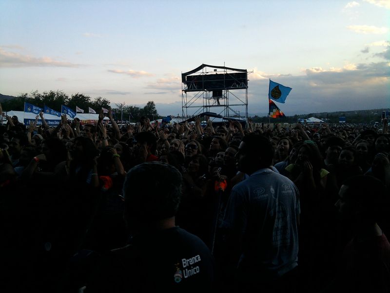 El agitado público del Cosquín Rock