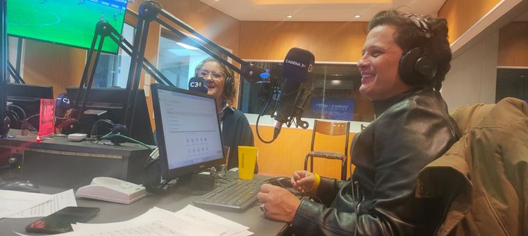 Verónica Llinás y Darío Lopilato nos adelantaron la obra “Antígona en el baño”