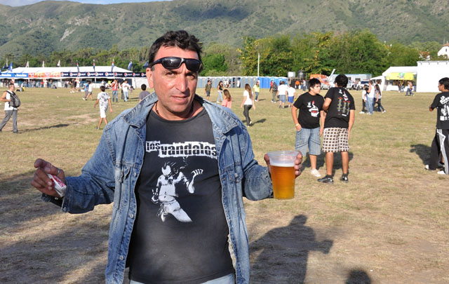 Eh! Aguante Los Vandalos, loco!