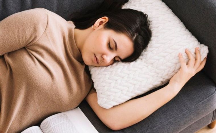 FOTO: Médico especialista en sueño recomienda dormir siestas de 40 minutos.