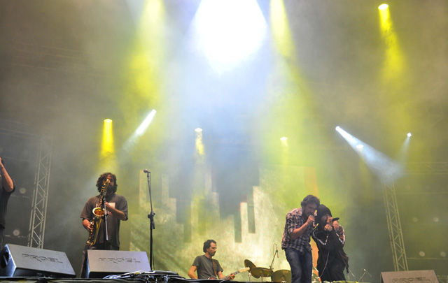 La Vela Puerca dio un show potente y eléctrico