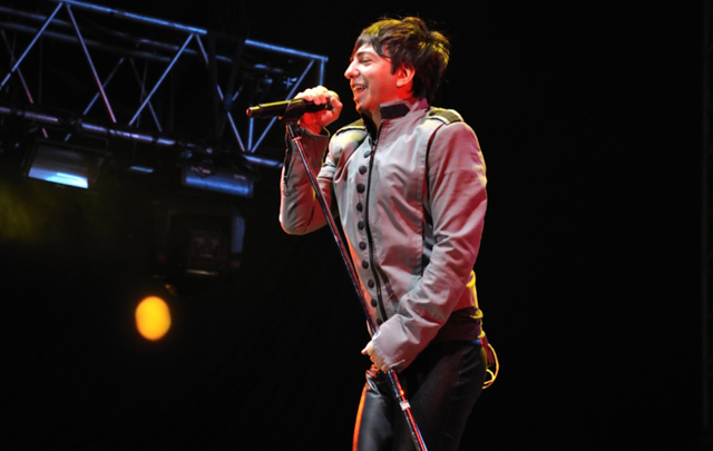 Babasónicos mostró toda su desfachatez eléctrica en Cosquín Rock.