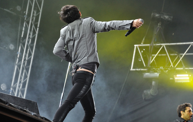 Babasónicos mostró toda su desfachatez eléctrica en Cosquín Rock