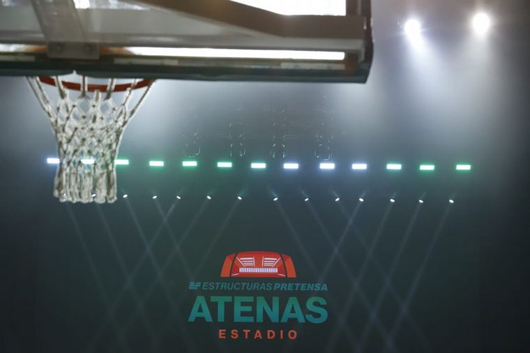 Atenas cumplió el sueño: inauguró el nuevo estadio en Barrio General Bustos