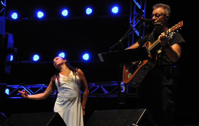 Noche 2 - León Gieco