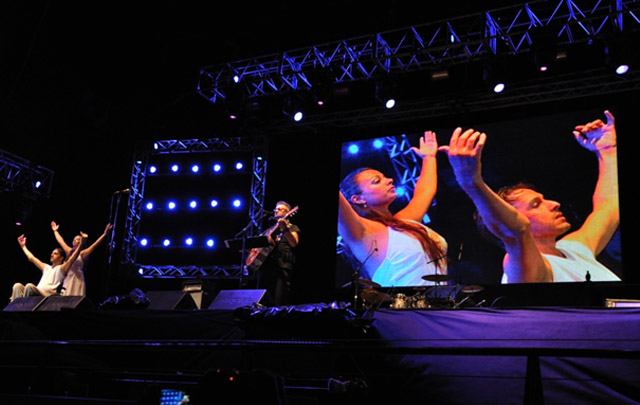 Noche 2 - León Gieco