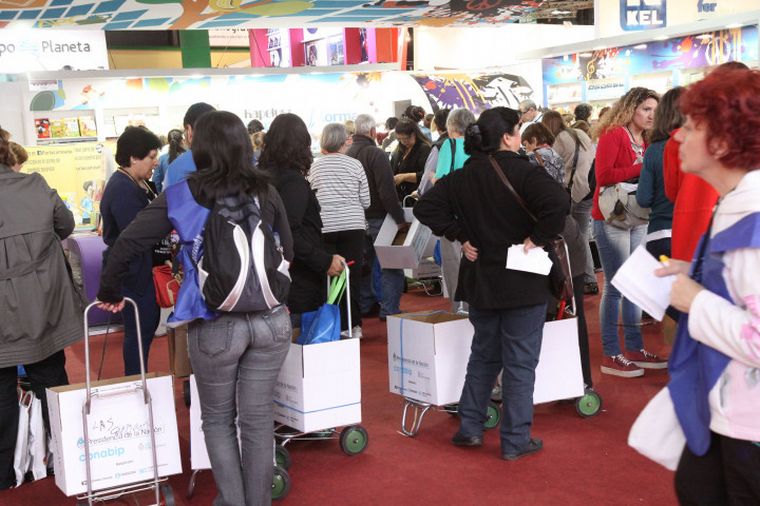 Bibliotecas Populares niegan haber recibido propuesta de subsidios del gobierno