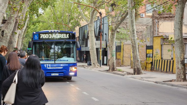Los choferes de colectivo de Mendoza podrán decidir si se unen al paro de la CGT