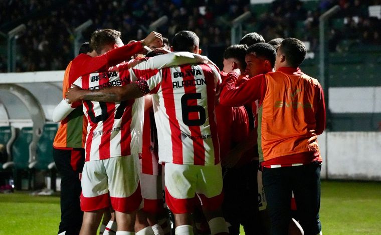 Instituto le ganó a Sarmiento en Junín. (Foto:@InstitutoACC)