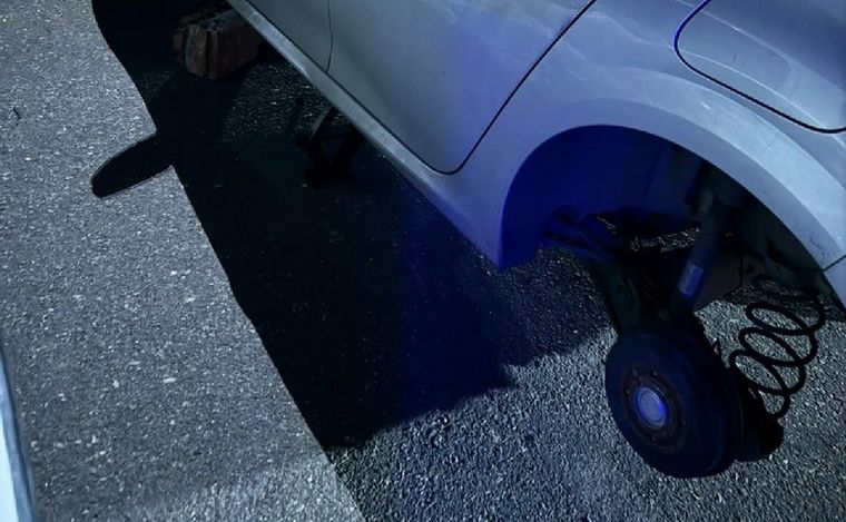 Atacaron el auto de un médico de guardia del Hospital de Niños de Córdoba.