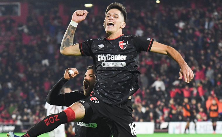 Brian Aguirre marcó el segundo en el 2-0 de Newell's ante Platense.