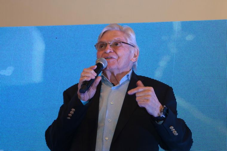 Rony Vargas recordó los inicios de Cadena 3 y a Mario Pereyra.