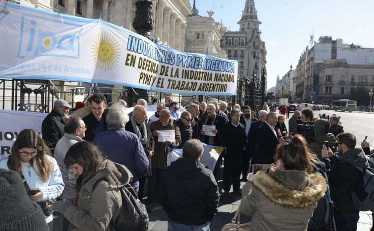 La Industria Pyme marcha en el Congreso contra la Ley Bases y el RIGI.