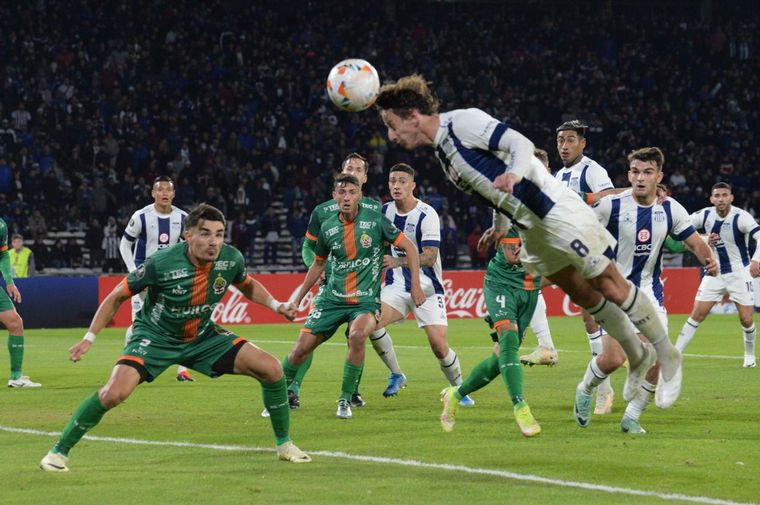 Talleres vs Cobresal.