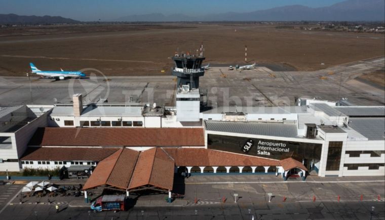Un pasajero mencionó “bomba” y causó revuelo en el  aeropuerto de Salta