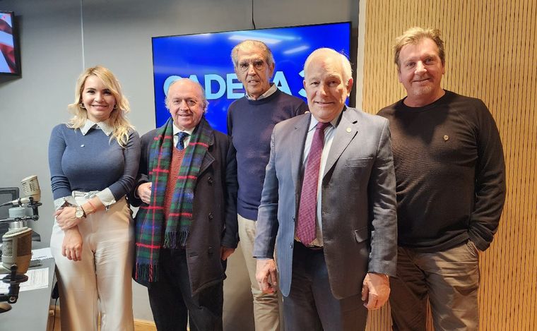 Miguel Martín de Güemes (izquierda) y Manuel Belgrano (derecha).