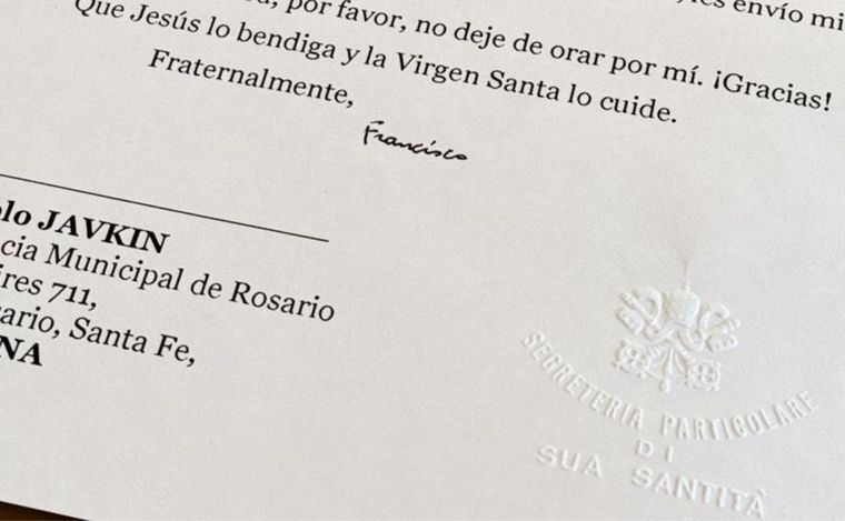 FOTO: El papa Francisco le respondió la carta a Javkin sobre la inseguridad en Rosario.