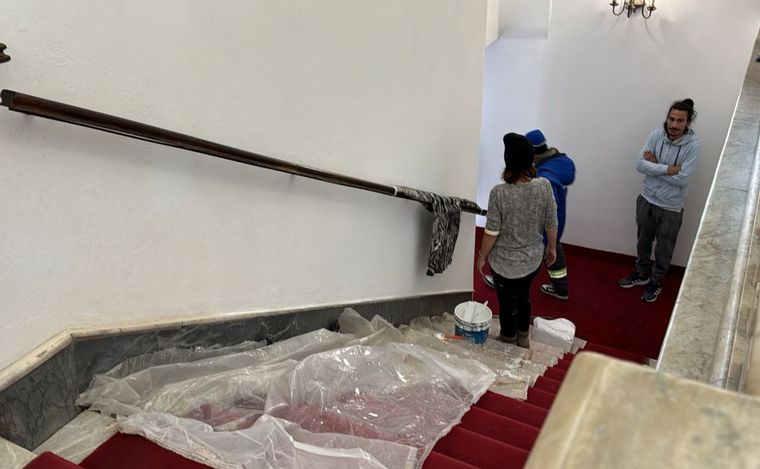 Obras en el Cabildo de Córdoba para la llegada de Milei. (Celeste Benecchi/Cadena 3)