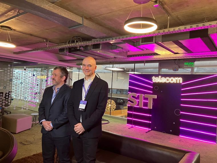 El Seminario Internacional de Tecnología fue organizado por Telecom en Buenos Aires.