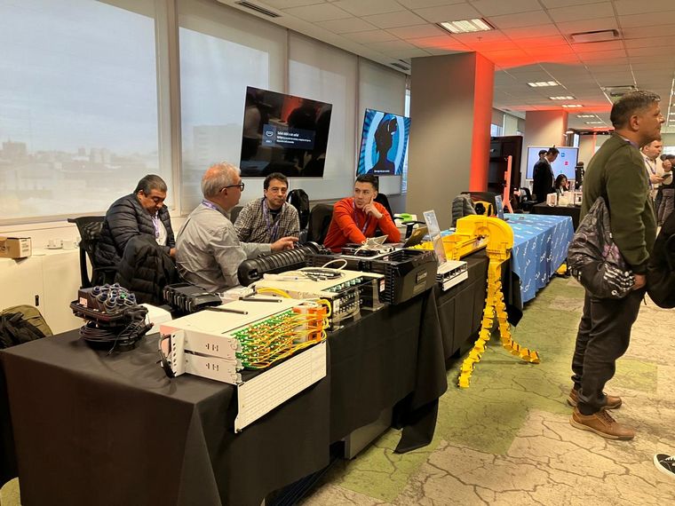 El Seminario Internacional de Tecnología fue organizado por Telecom en Buenos Aires.