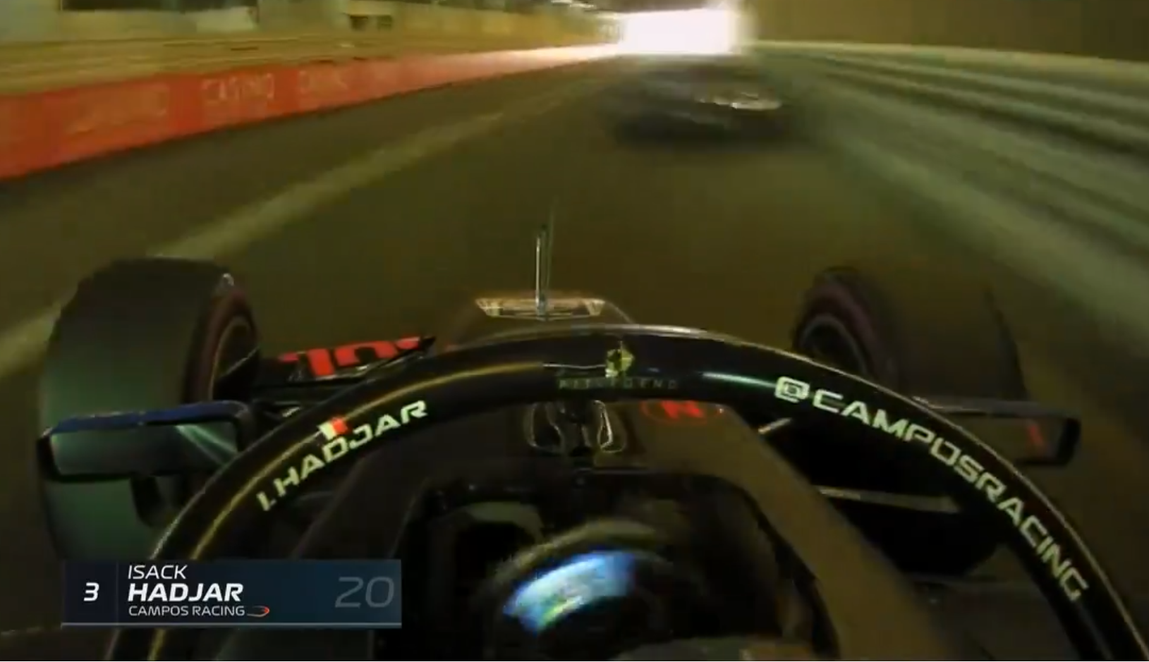 Milagro en la formula 2: esquivó a otro piloto y evitó un desastre