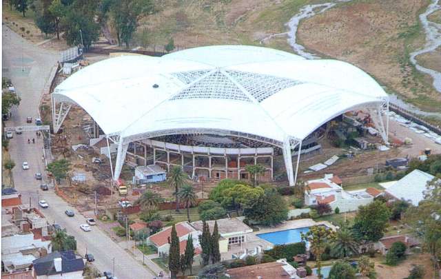 Así luce el anfiteatro de ''Centenario de Villa María'', ahora totalmente techado.