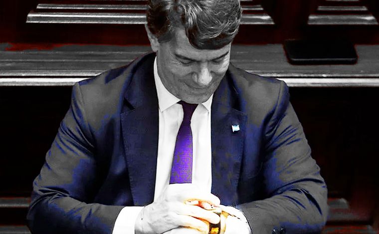 Tiempo de cambio. Posse, jefe de Gabinete, con las horas contadas en el Gobierno.