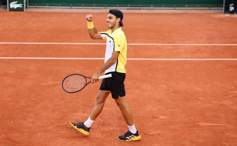 Cerúndolo se hizo fuerte  y avanzó de ronda. (Foto:@FranCerúndolo)