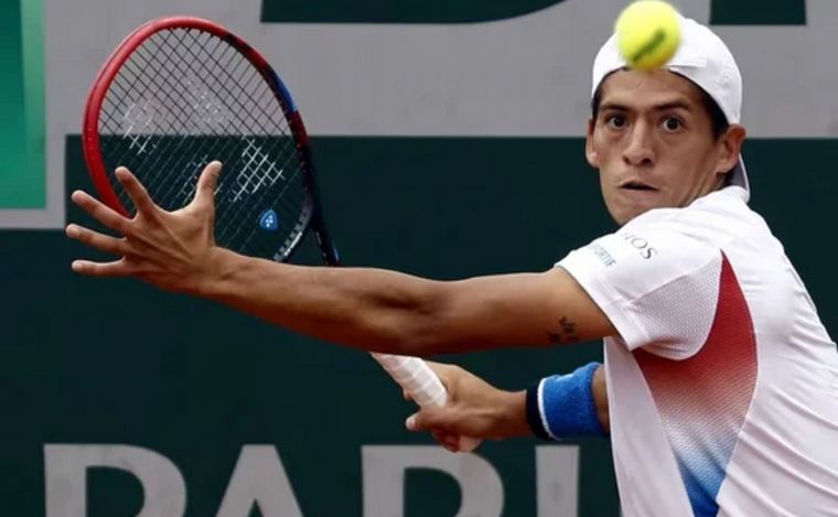 Sebastián Báez venció al brasileño Gustavo Heide. 