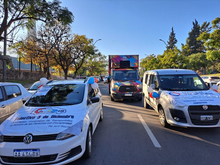 Movilización de discapacidad en Córdoba en rechazo de la desregulación del nomeclador