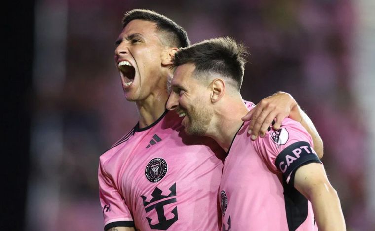 Messi celebra el agónico empate del Inter. 