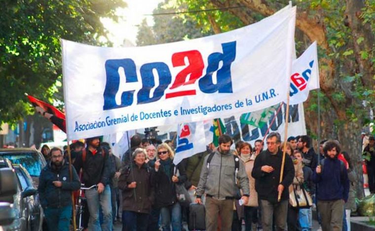 Reclamo de los docentes de la UNR.