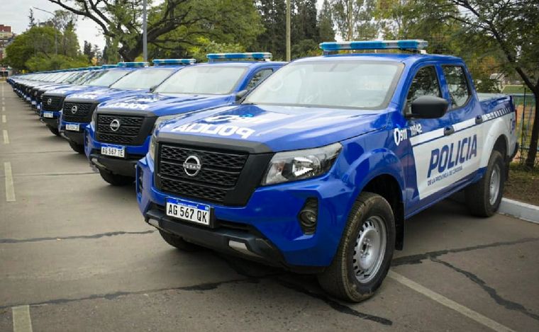 Presentaron a los cadetes y patrulleros que reforzarán la Policía de Córdoba.